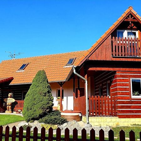 Roubenka Rozkos Villa Nové Město nad Metují Bagian luar foto