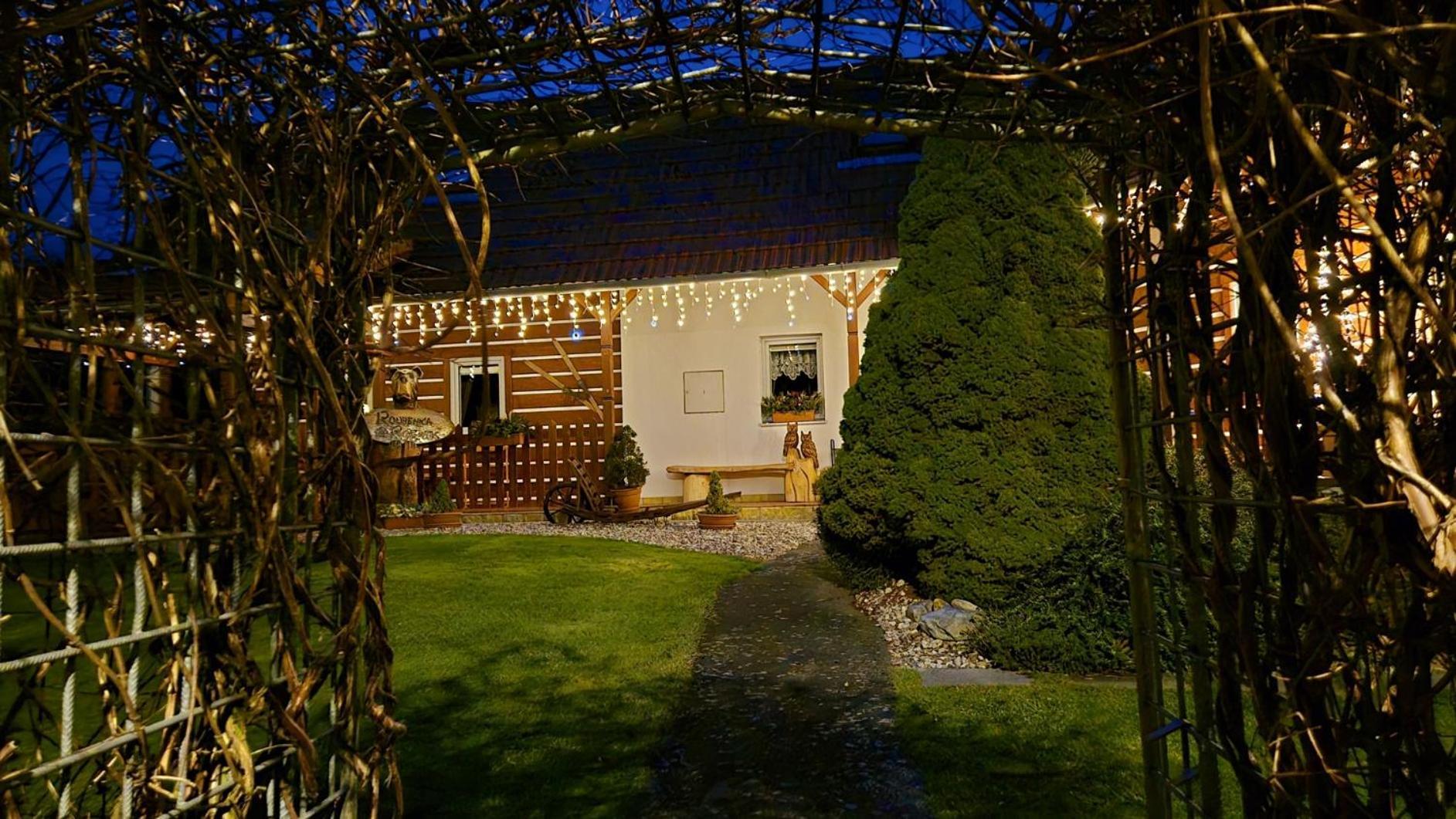 Roubenka Rozkos Villa Nové Město nad Metují Bagian luar foto